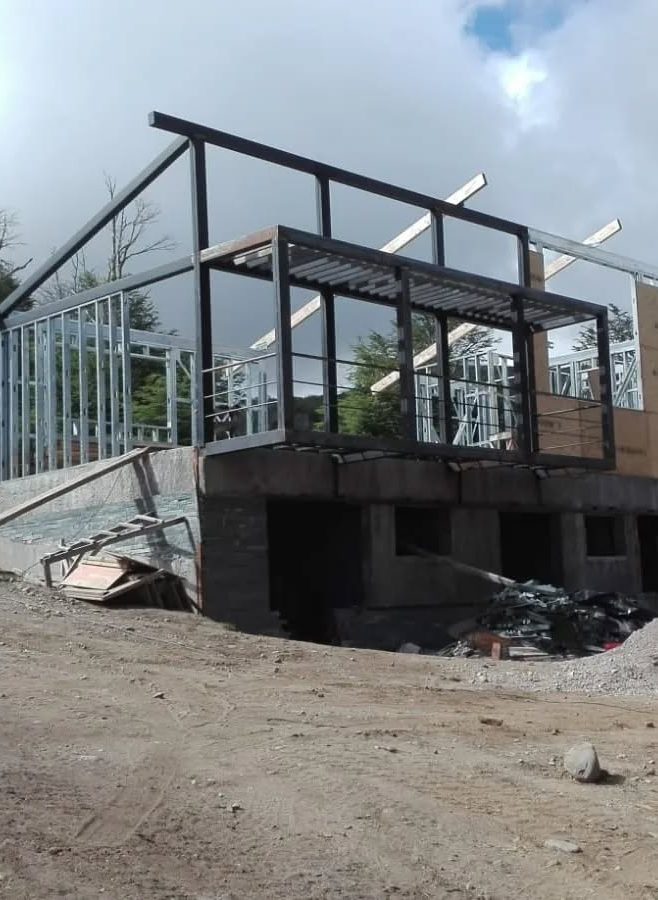 Emplacado y colocación de aislante, las pendientes, San Martin de los Andes#casa #construccion #sanmartindelosandes